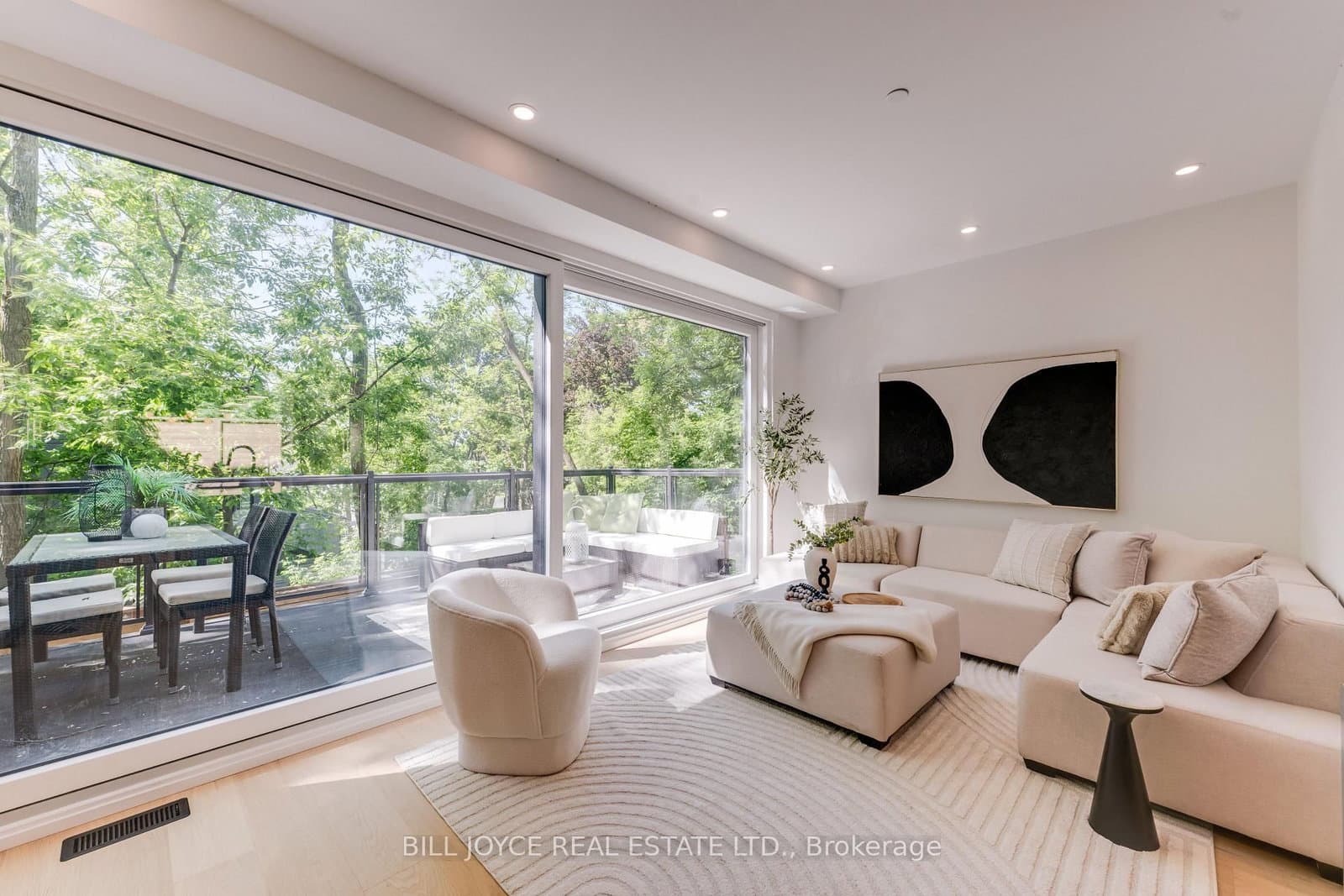 350 Lee Avenue thumbnail 15