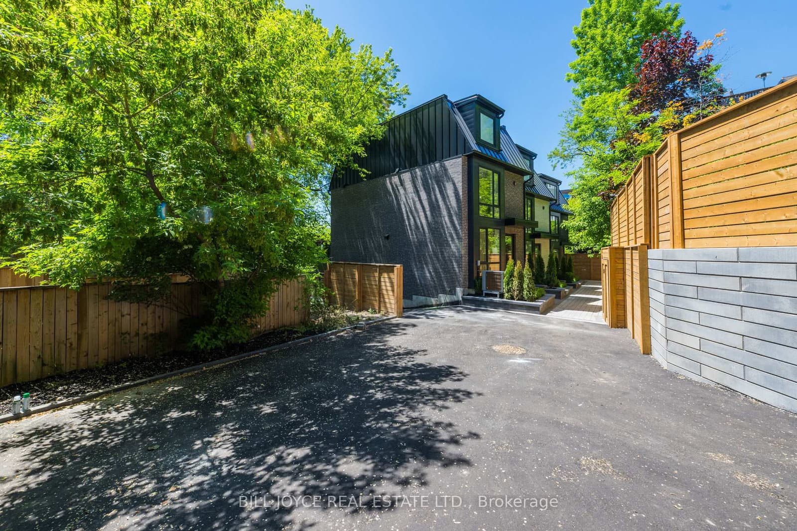 350 Lee Avenue thumbnail 3