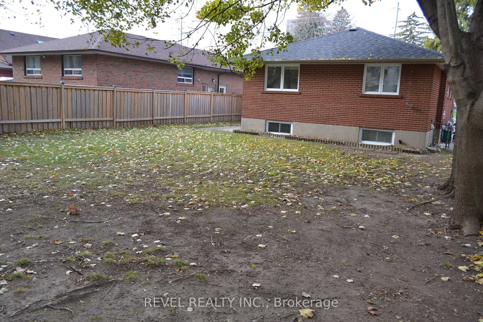 15 Cedar Brae Boulevard thumbnail 25