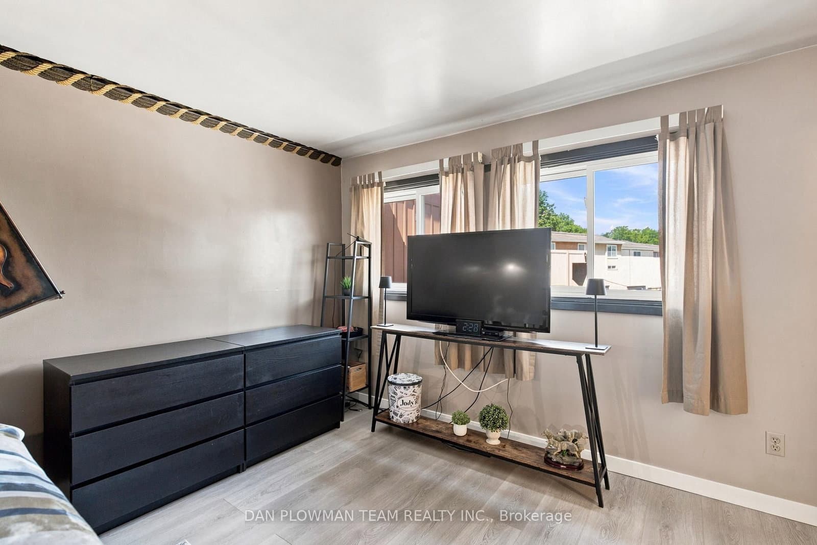 72 Martin Road, Unit 2 thumbnail 15