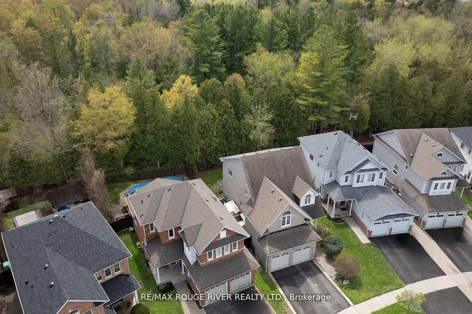 433 Woodsmere Crescent thumbnail 28