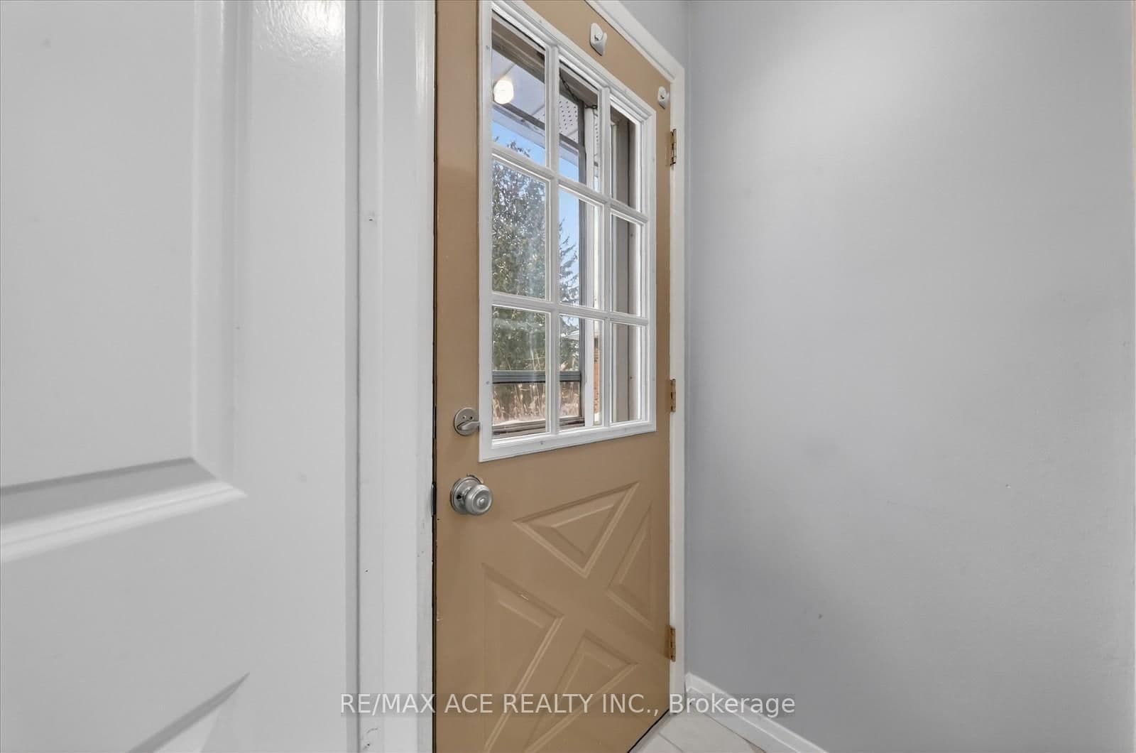 40 Brinloor Boulevard, Unit Bsmt thumbnail 7