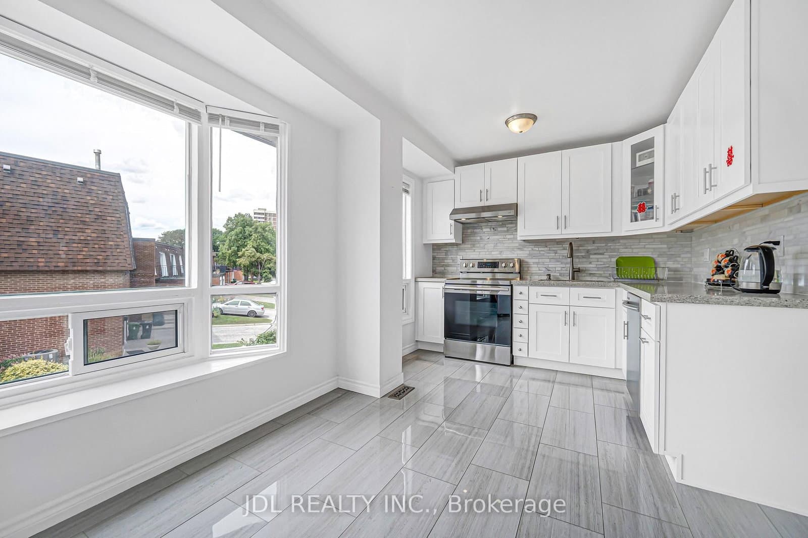 100 Bridletowne Circle, Unit 33 thumbnail 21