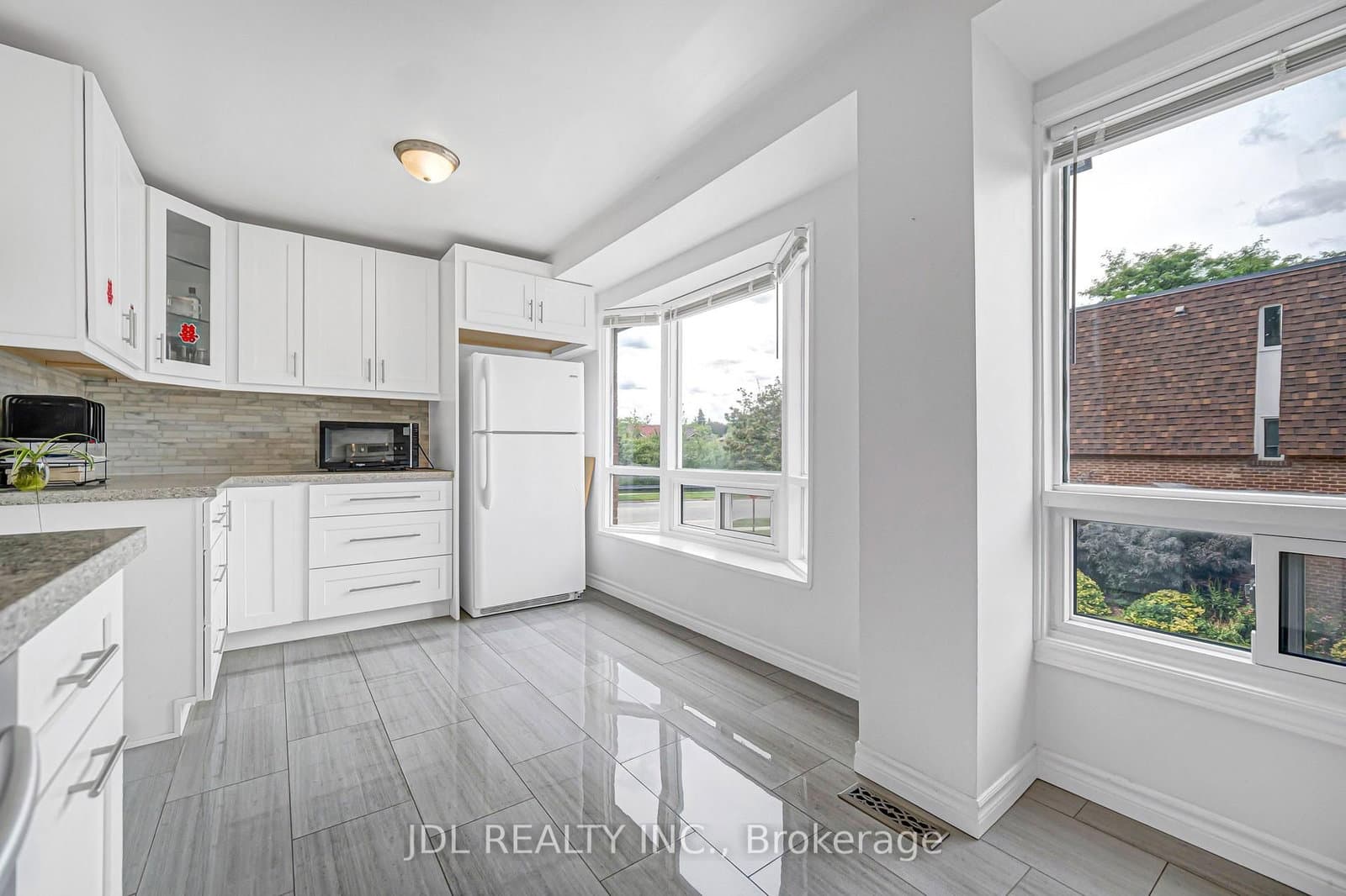100 Bridletowne Circle, Unit 33 thumbnail 24