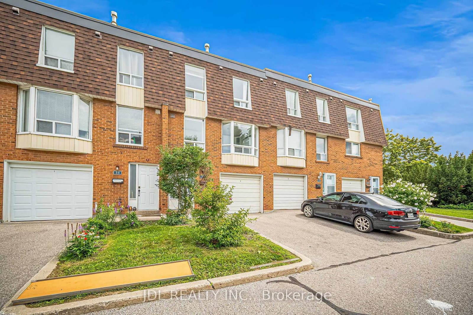 100 Bridletowne Circle, Unit 33 thumbnail 3