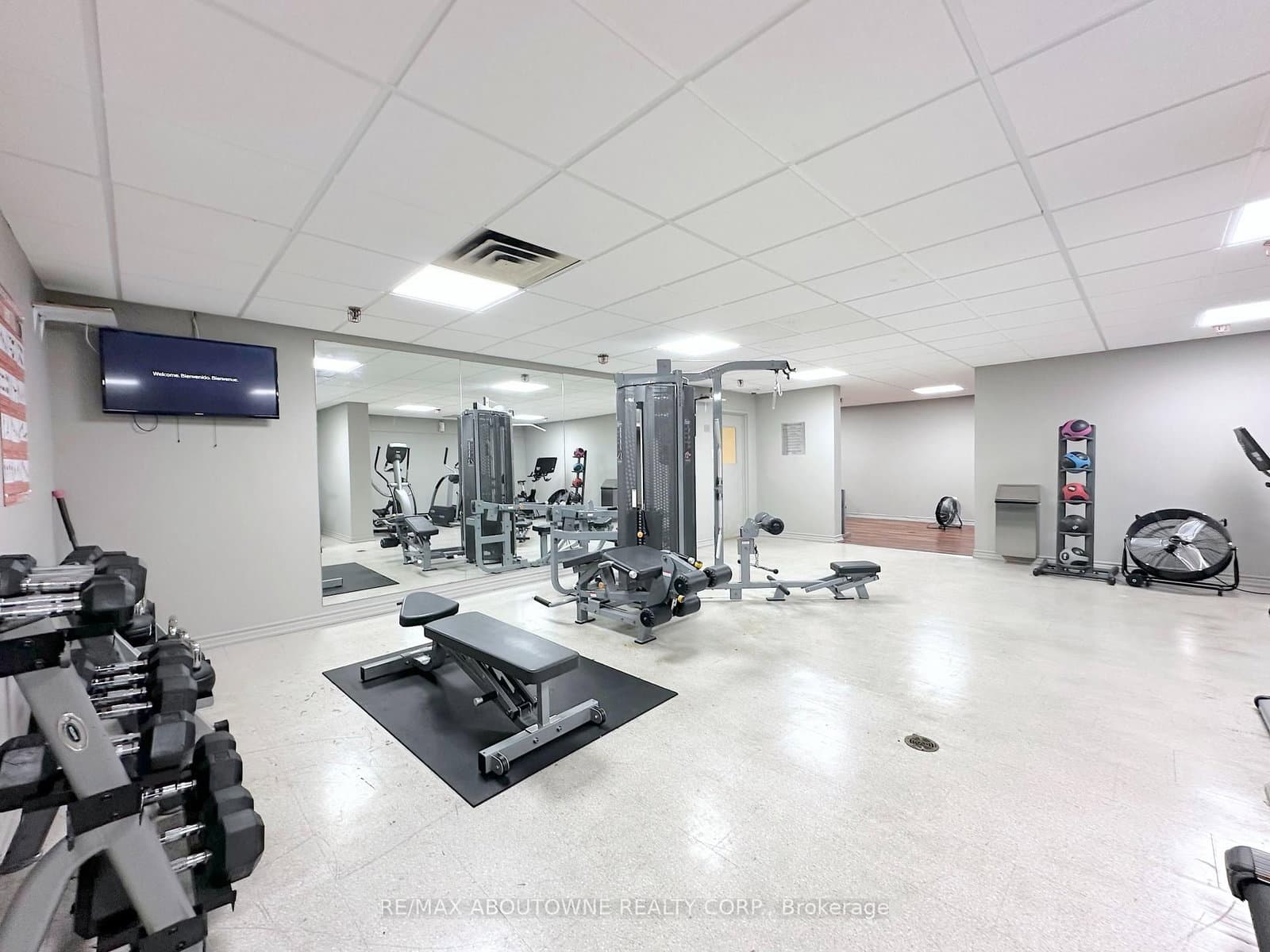 30 Denton Avenue, Unit 925 thumbnail 15