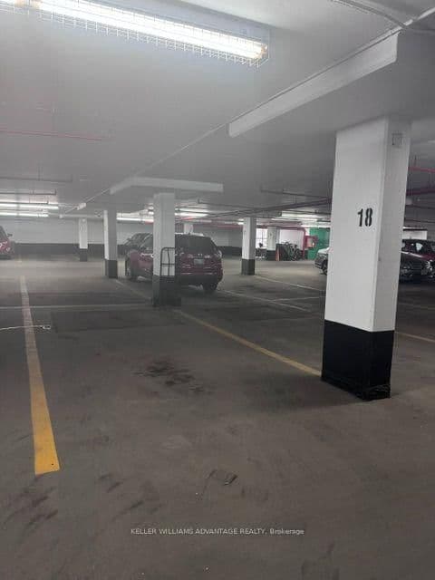 712 Rossland Road E, Unit 903 thumbnail 26