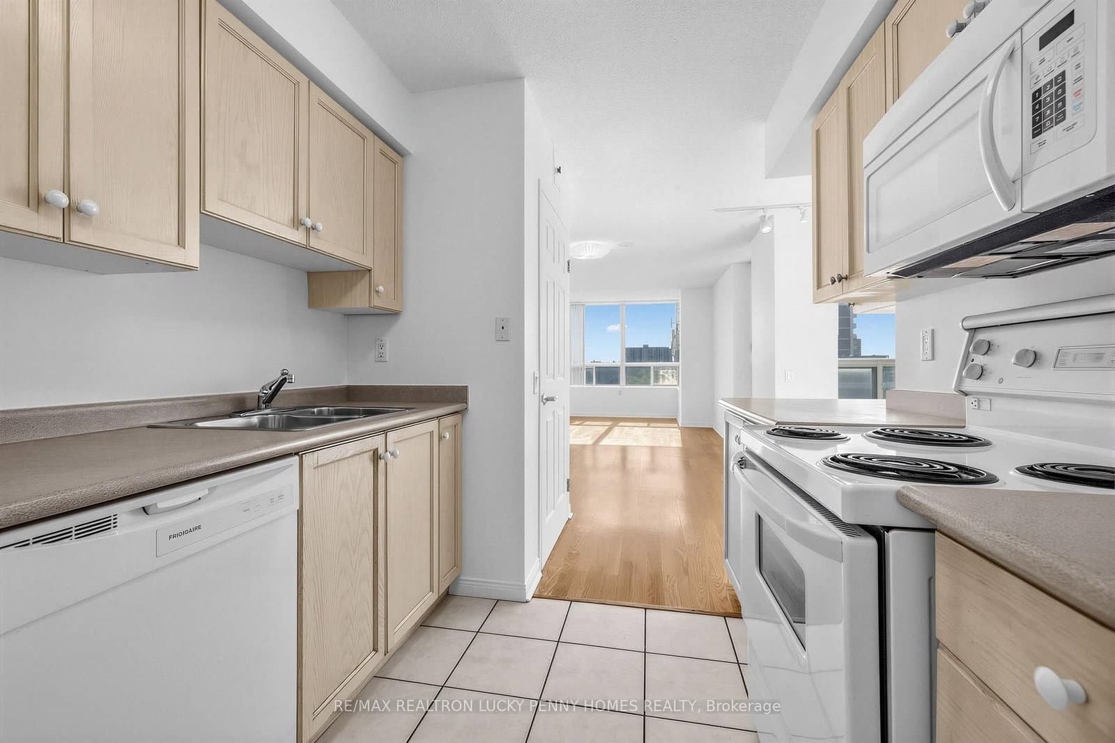 2800 Warden Avenue, Unit 807 thumbnail 26