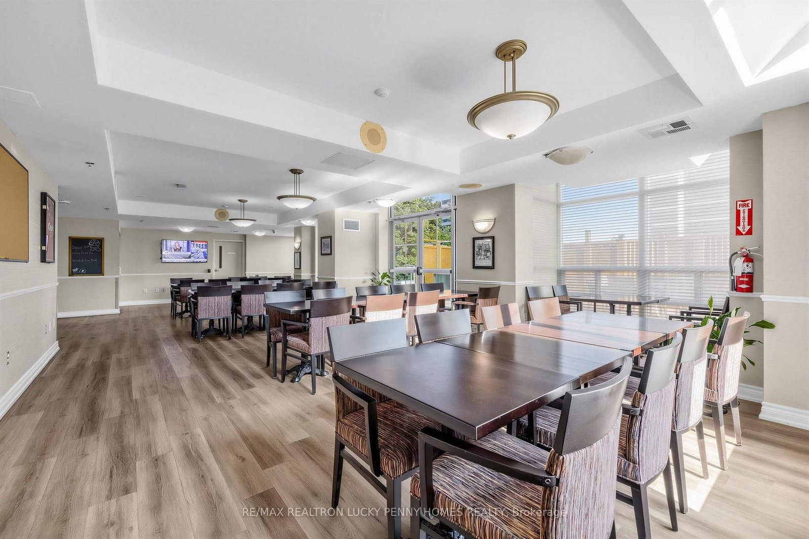 2800 Warden Avenue, Unit 807 thumbnail 48