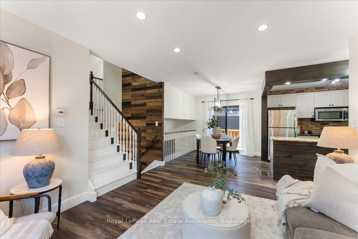 1464 Trowbridge Drive thumbnail 13