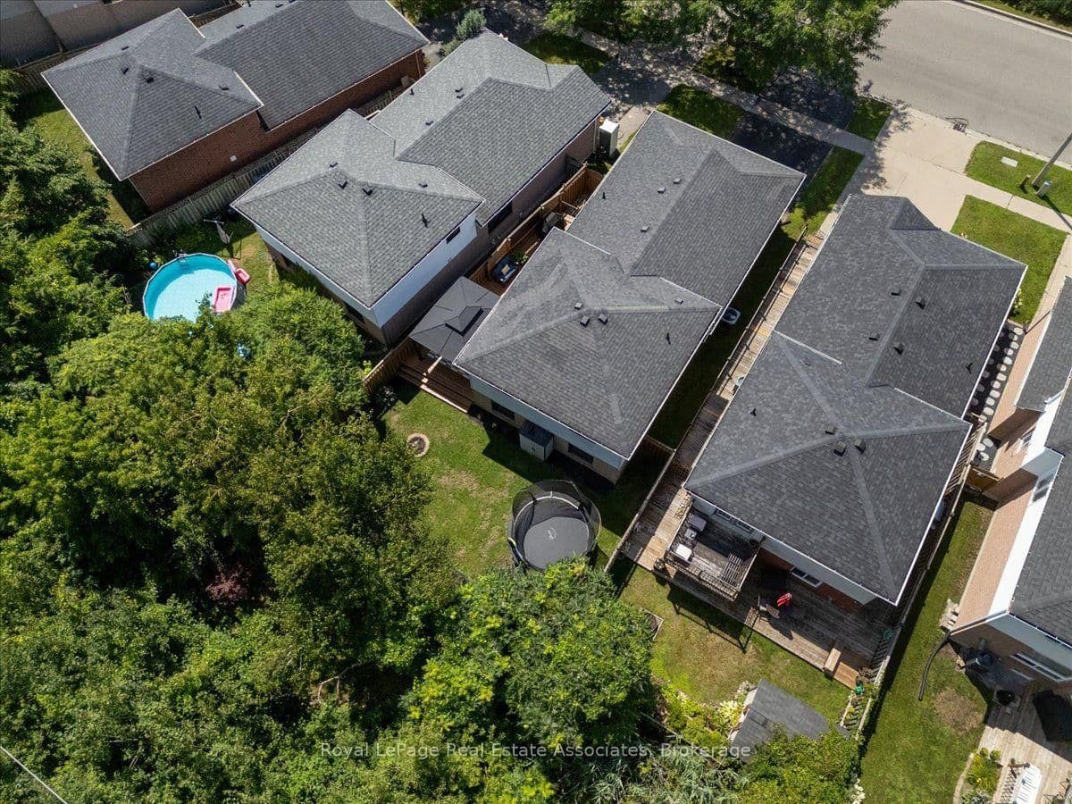 1464 Trowbridge Drive thumbnail 42
