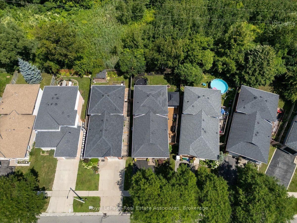 1464 Trowbridge Drive thumbnail 44