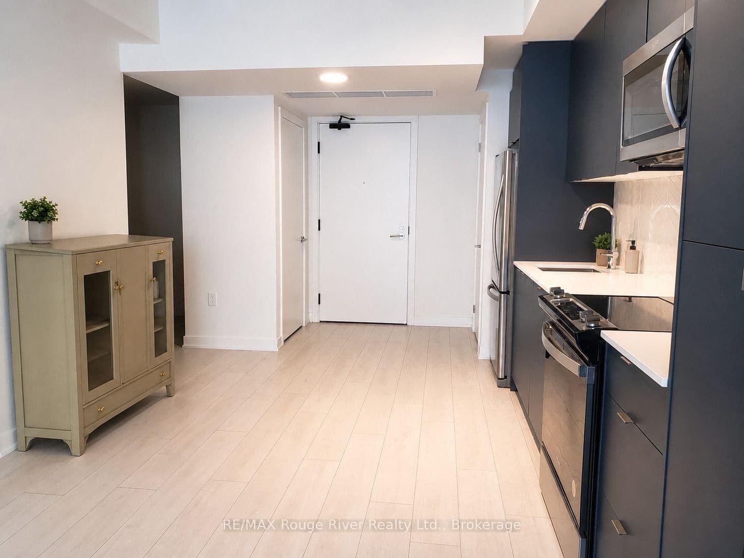 1614 Charles Street, Unit 439 thumbnail 2