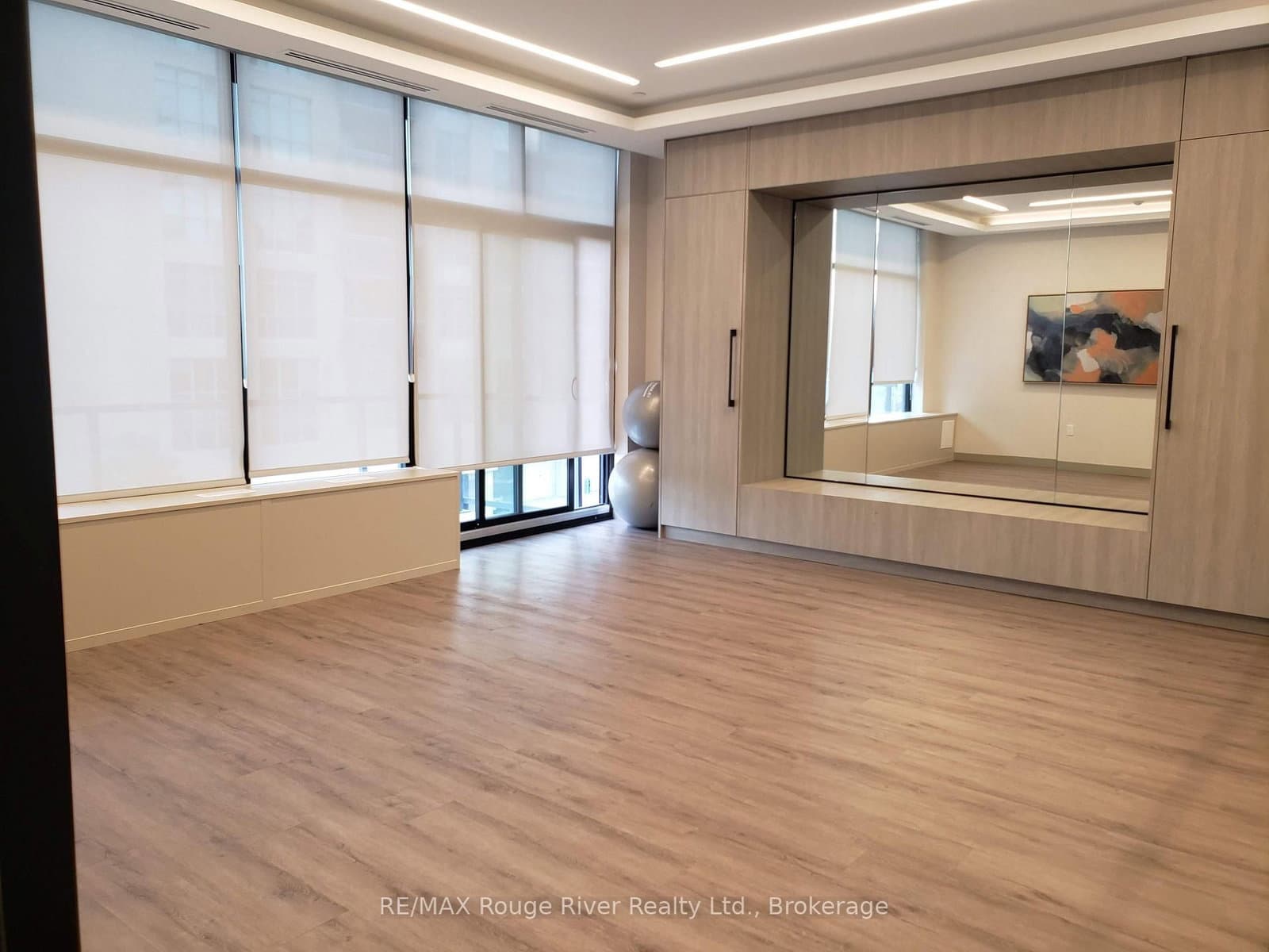 1614 Charles Street, Unit 439 thumbnail 25