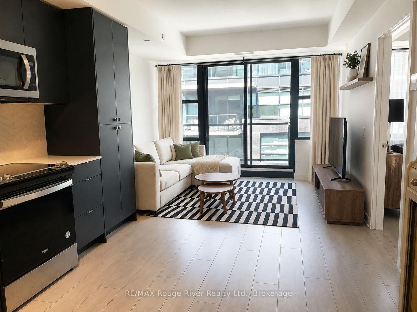 1614 Charles Street, Unit 439 thumbnail 4