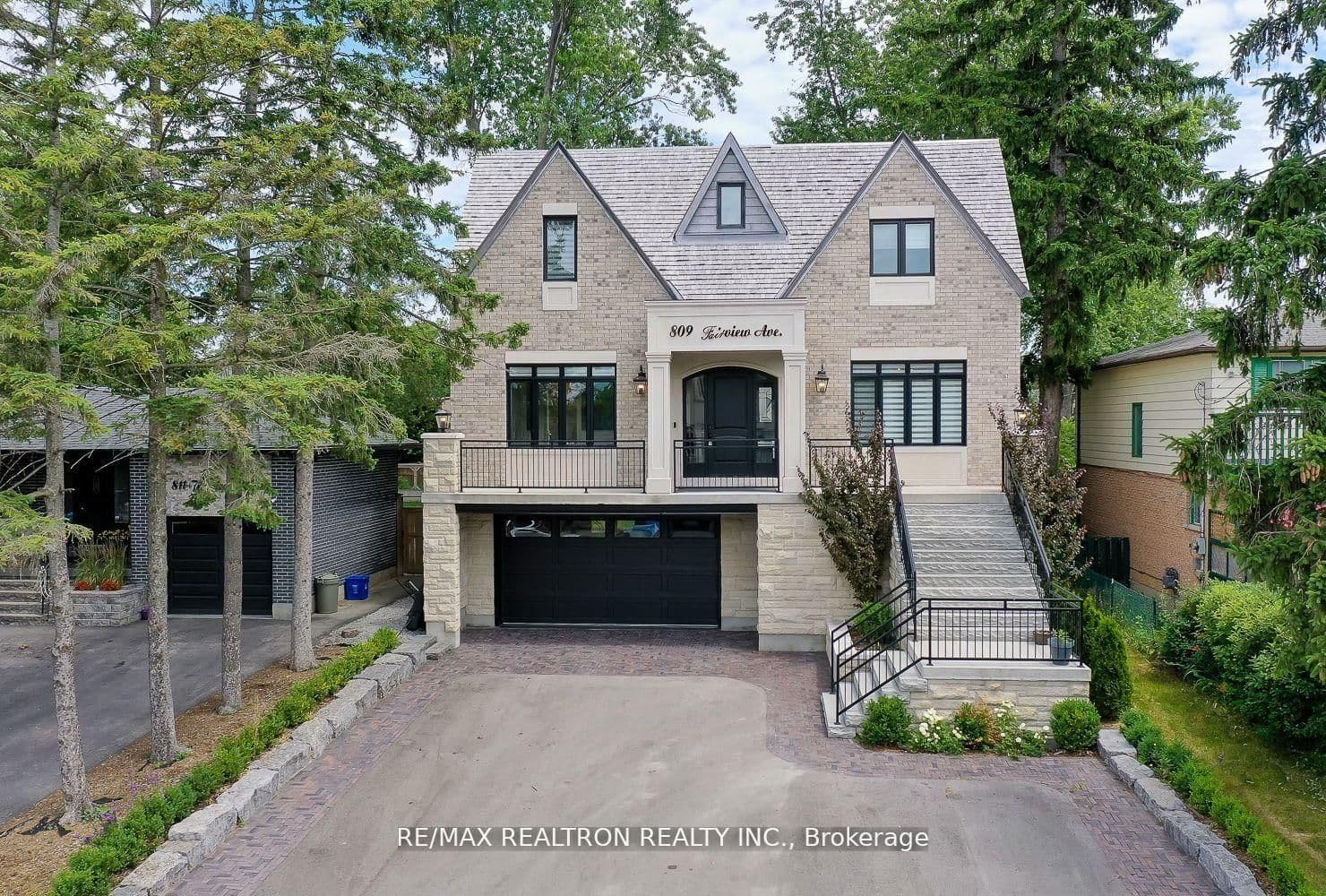 809 Fairview Avenue - Image 1