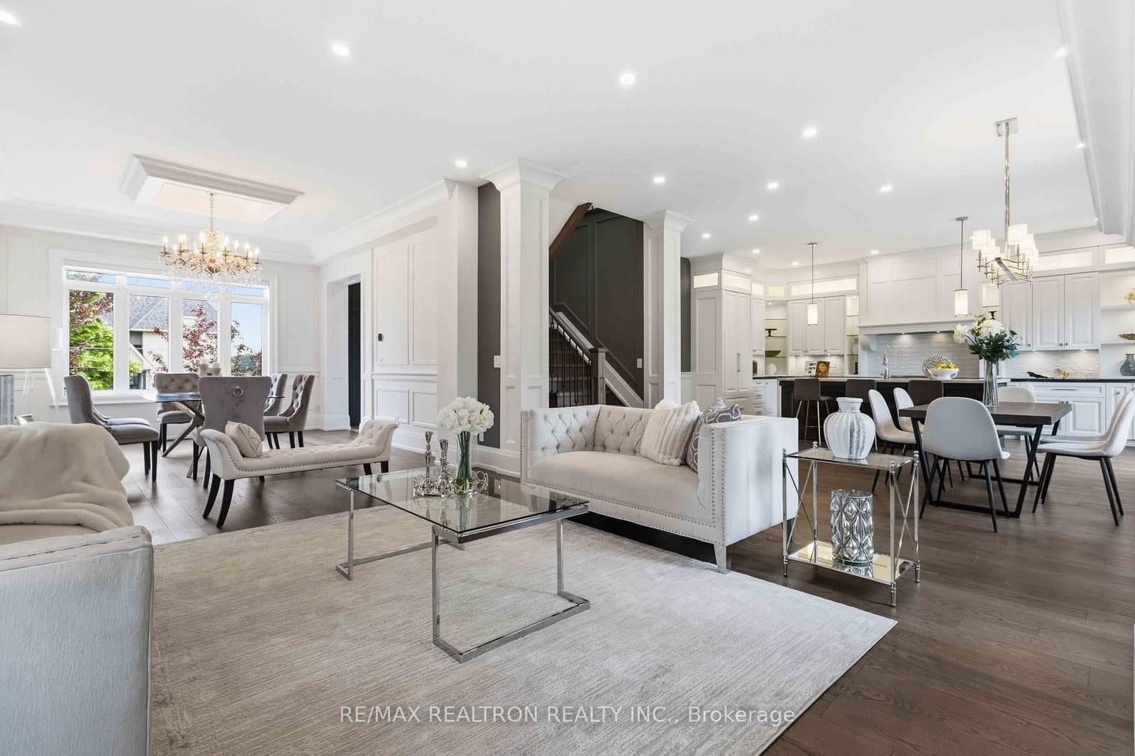 809 Fairview Avenue thumbnail 13
