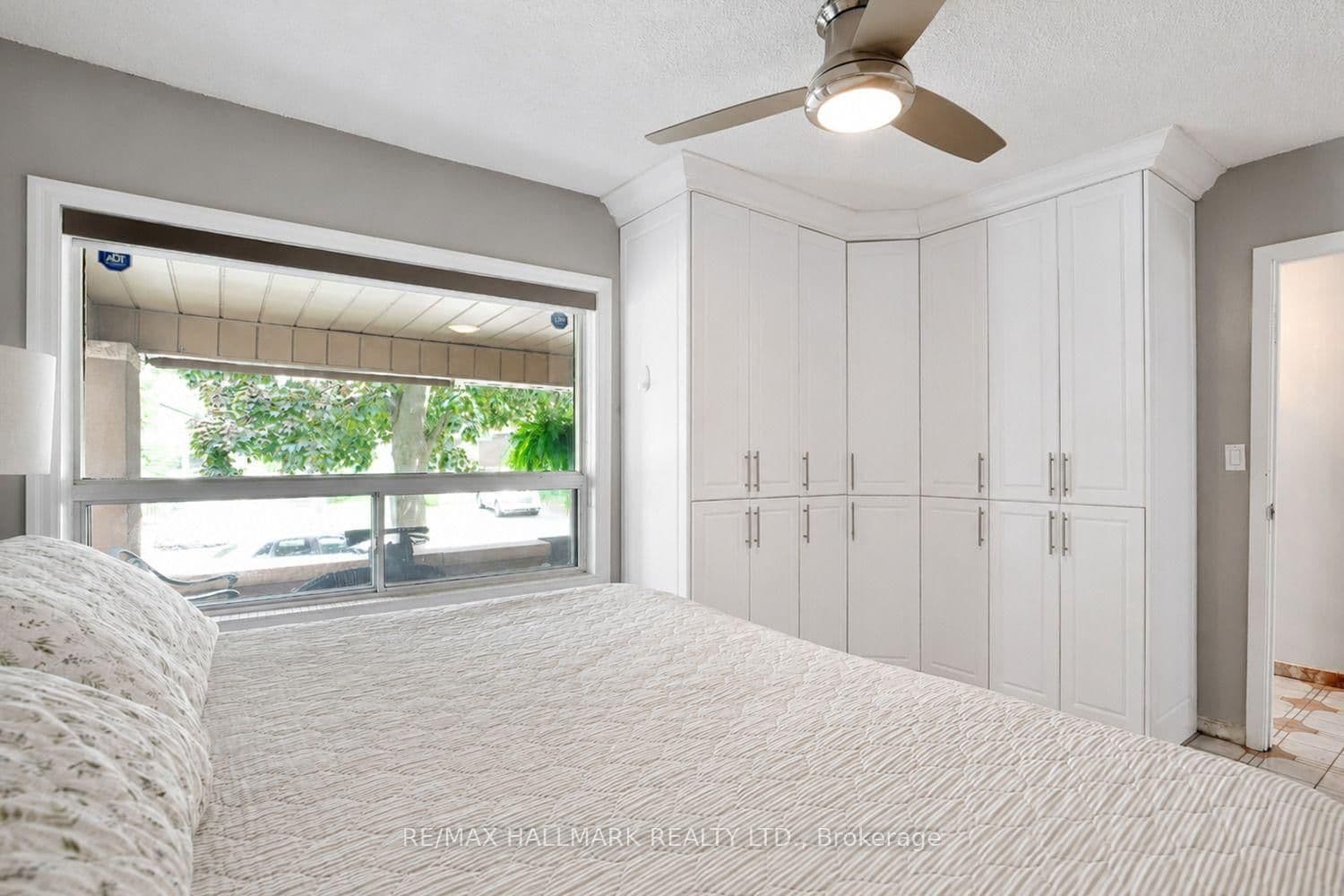 297 Strathmore Boulevard thumbnail 12