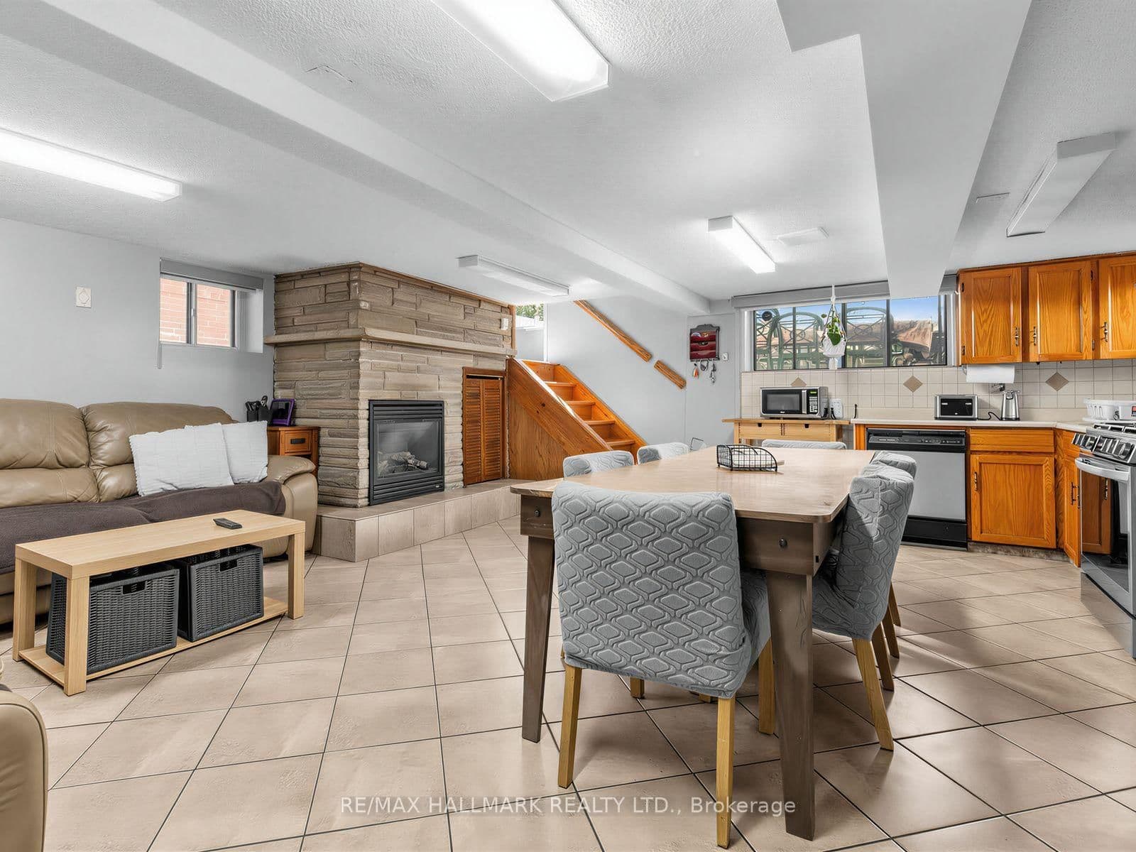 297 Strathmore Boulevard thumbnail 24