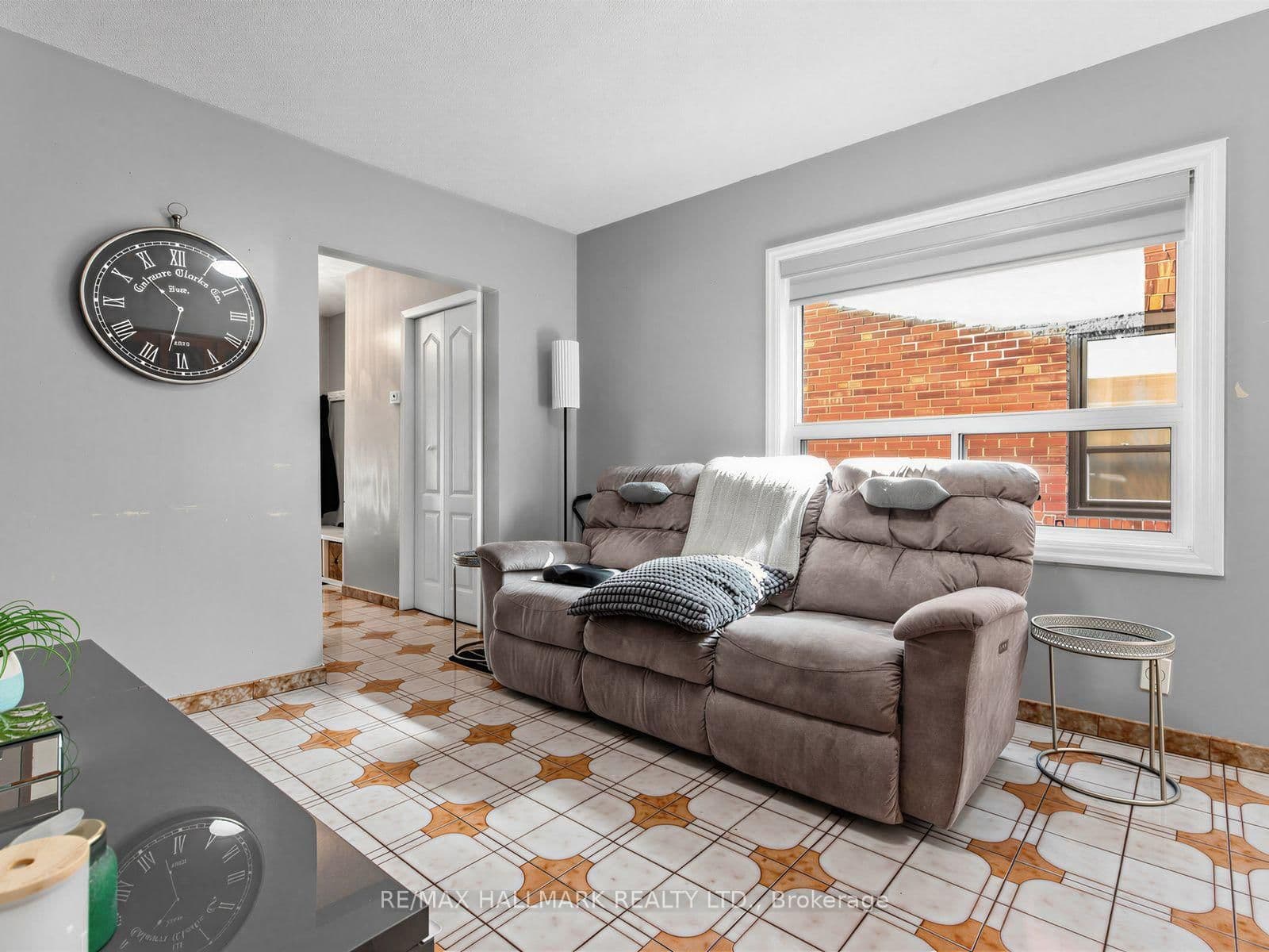 297 Strathmore Boulevard thumbnail 7
