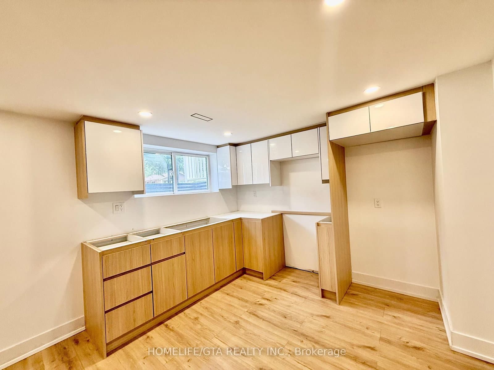 14 Heatherwood Road thumbnail 22