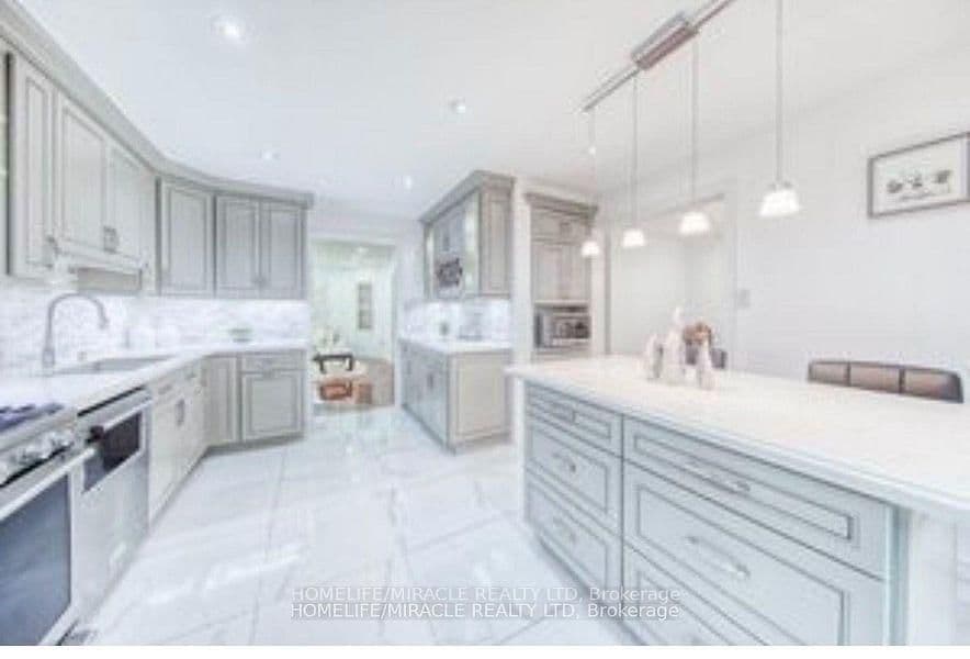 6 Adams Park Gate, Unit Main Floor thumbnail 4