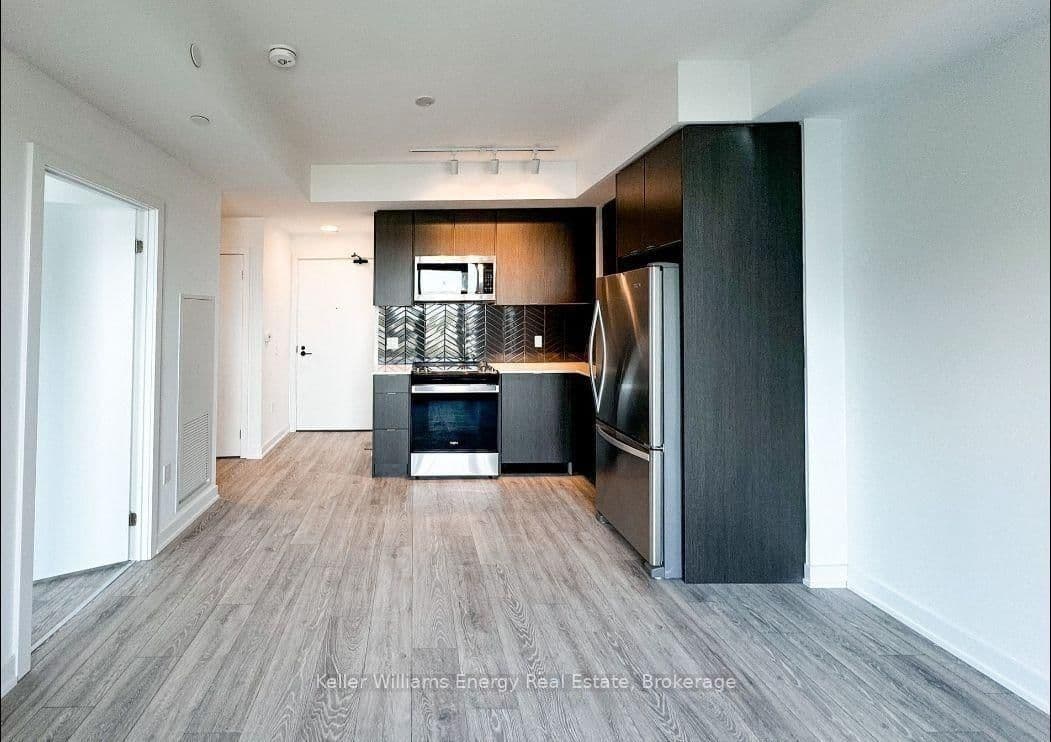 1606 Charles Street, Unit 810 thumbnail 4