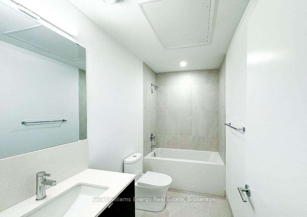 1606 Charles Street, Unit 810 thumbnail 8