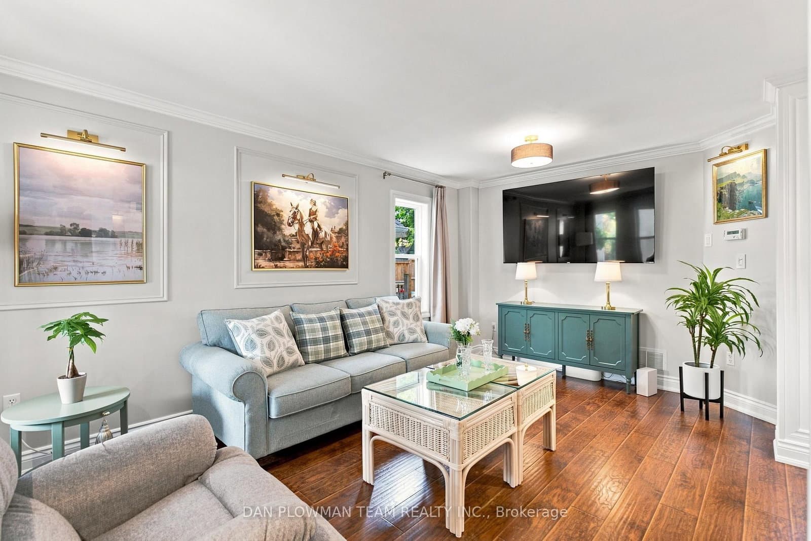 52 Wells Crescent thumbnail 4