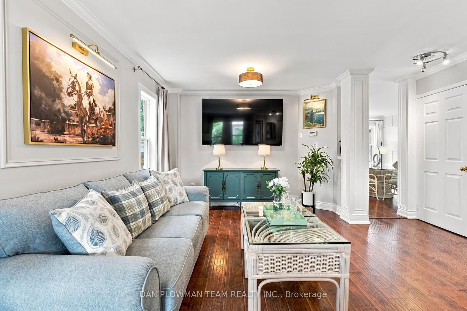 52 Wells Crescent thumbnail 6