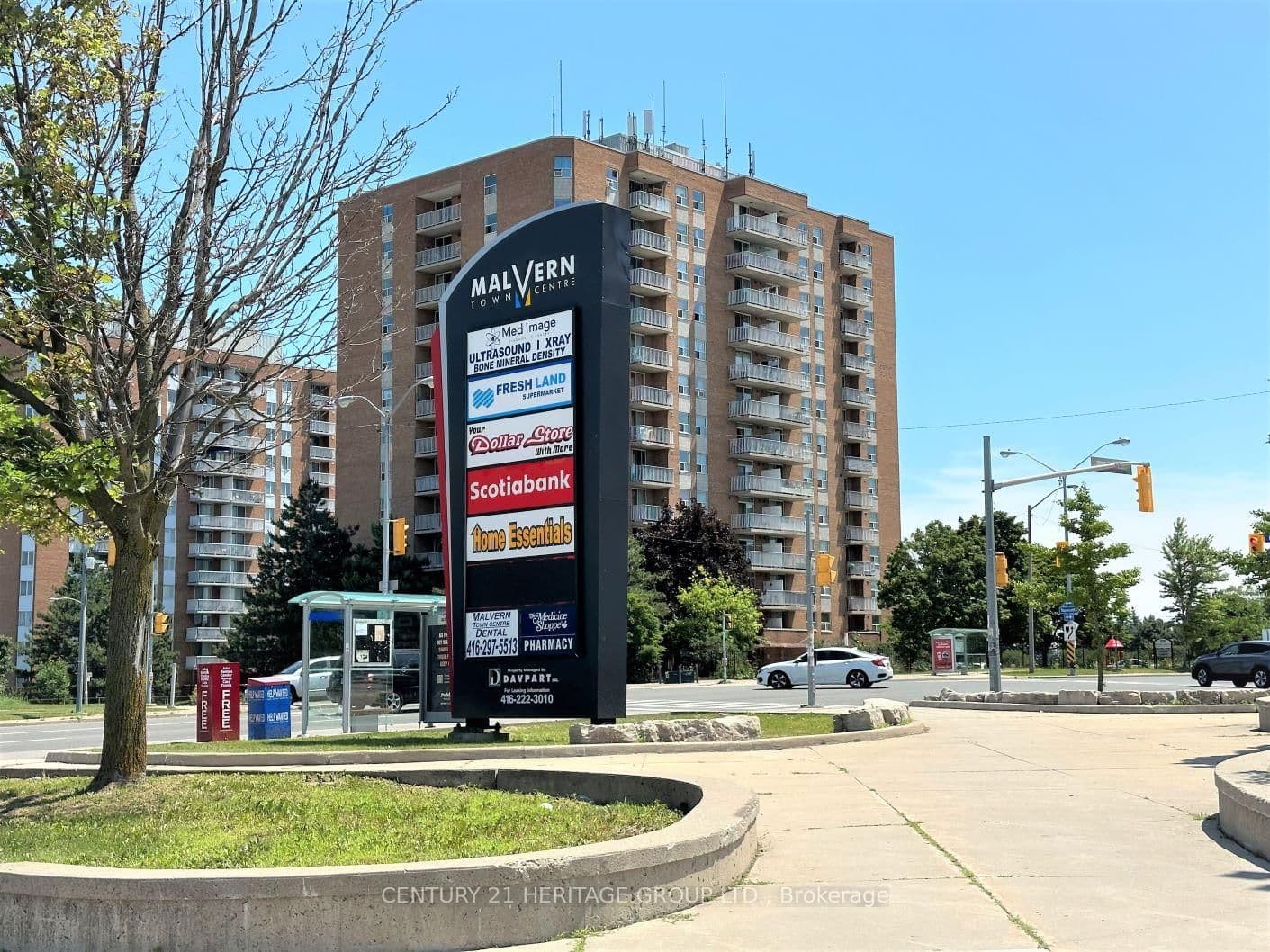 31 Tapscott Road, Unit 8 thumbnail 17
