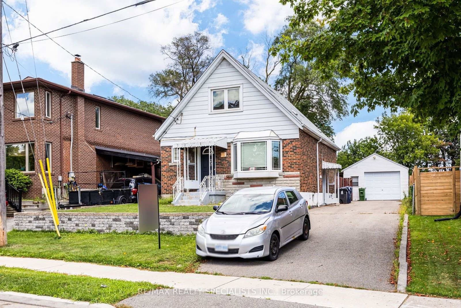 47 Singleton Road - Image 1