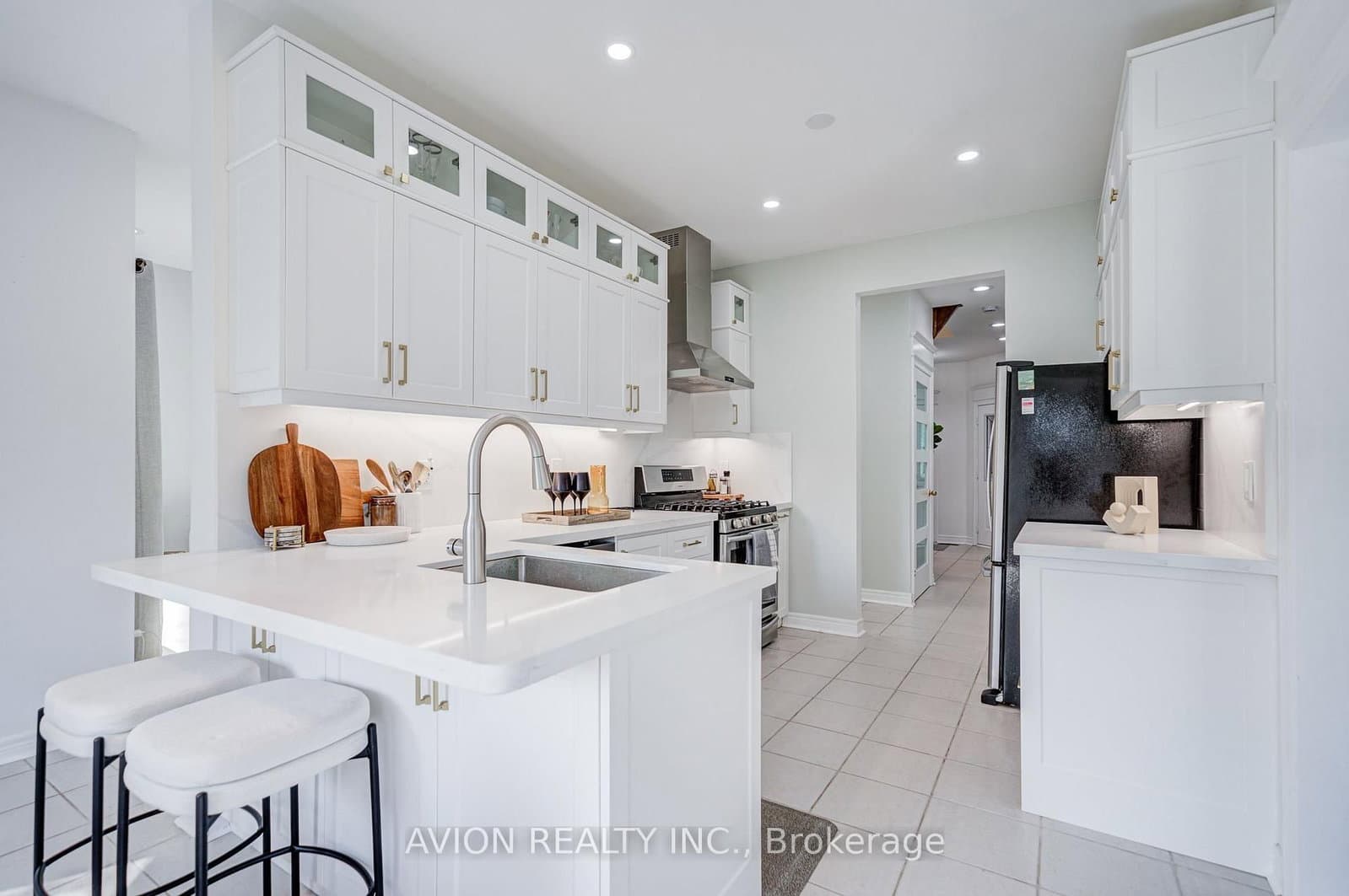 83 Stonebridge Boulevard thumbnail 10