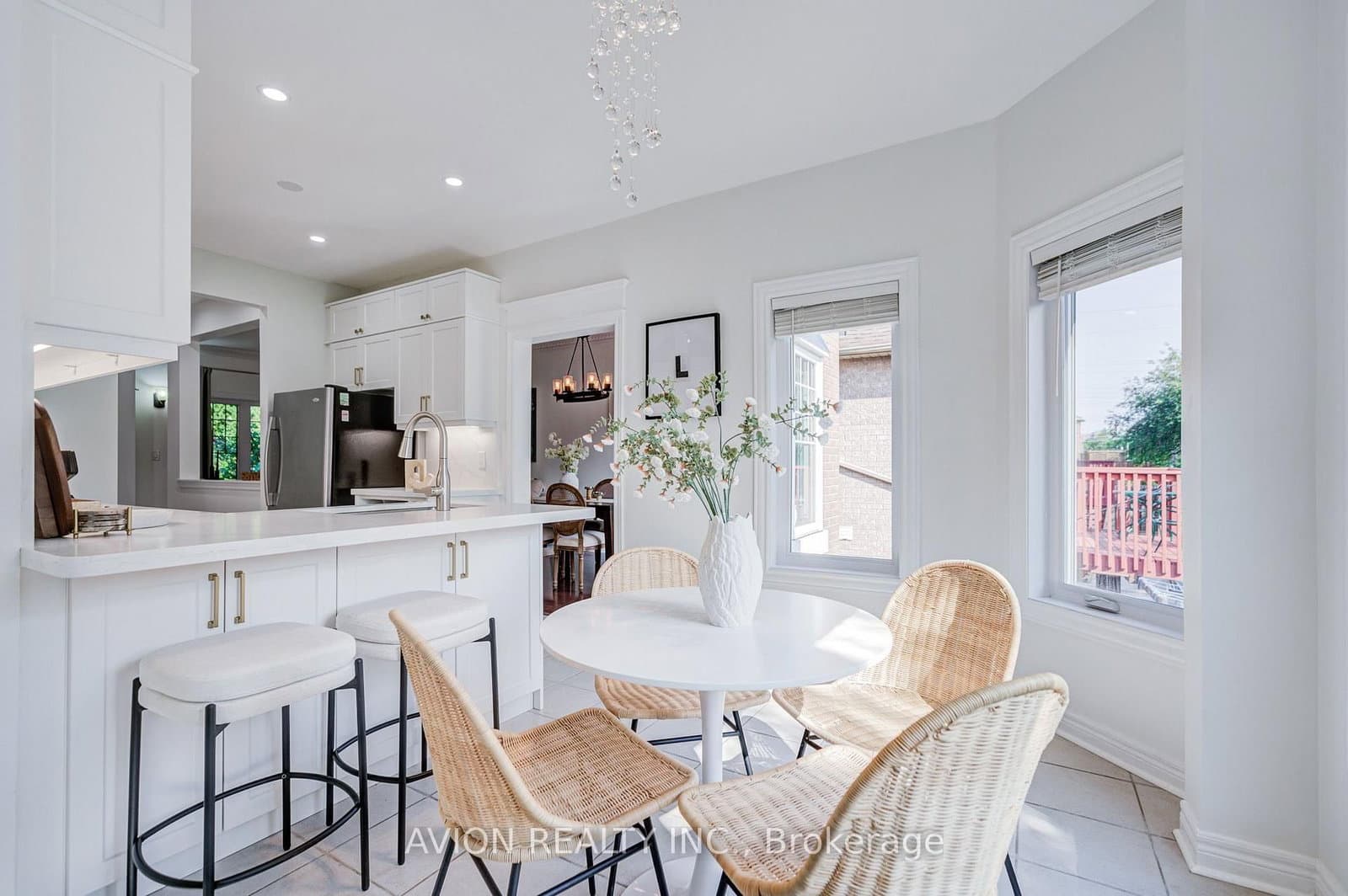 83 Stonebridge Boulevard thumbnail 13