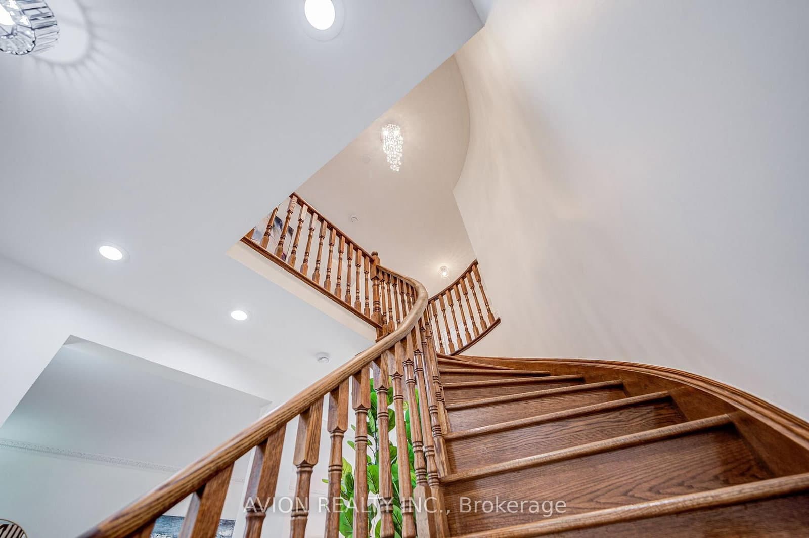 83 Stonebridge Boulevard thumbnail 19
