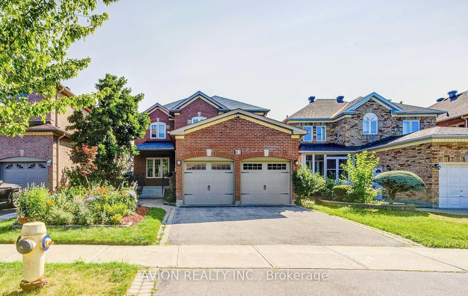 83 Stonebridge Boulevard thumbnail 2