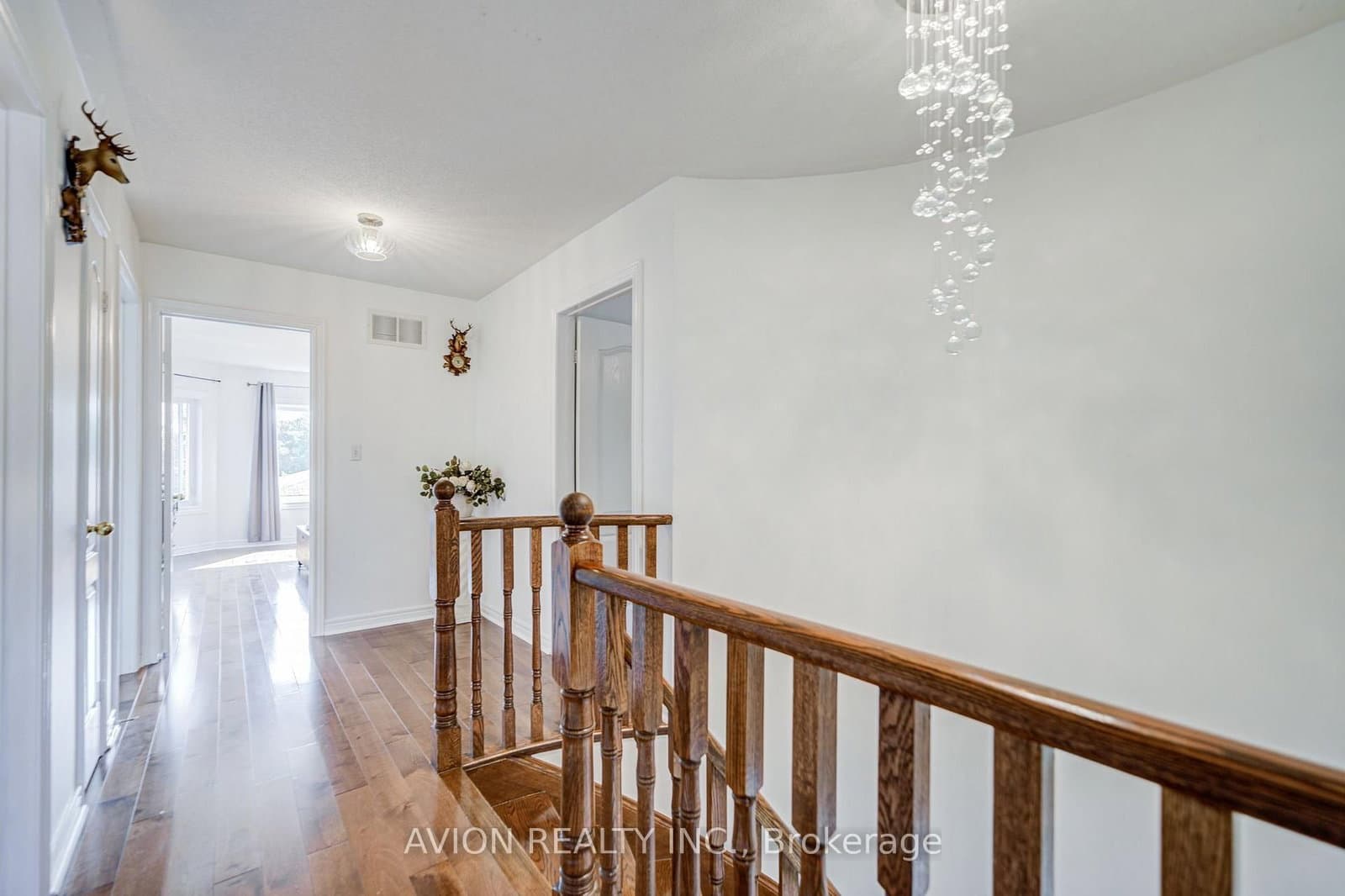 83 Stonebridge Boulevard thumbnail 20