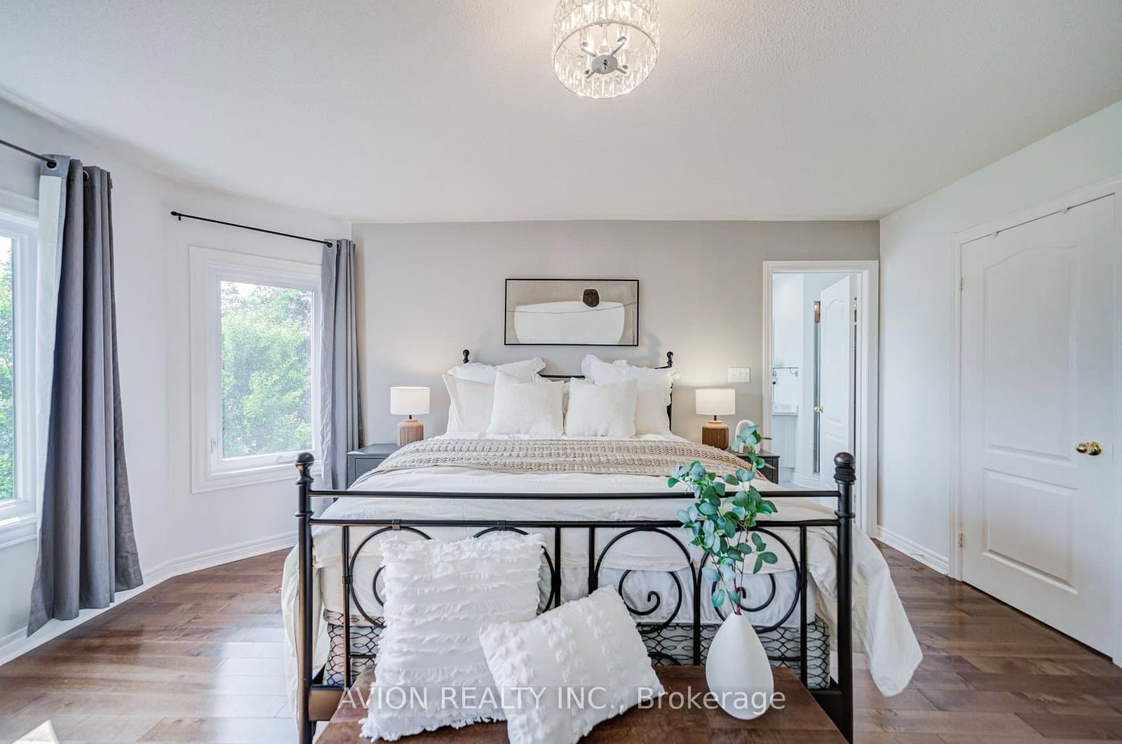 83 Stonebridge Boulevard thumbnail 23