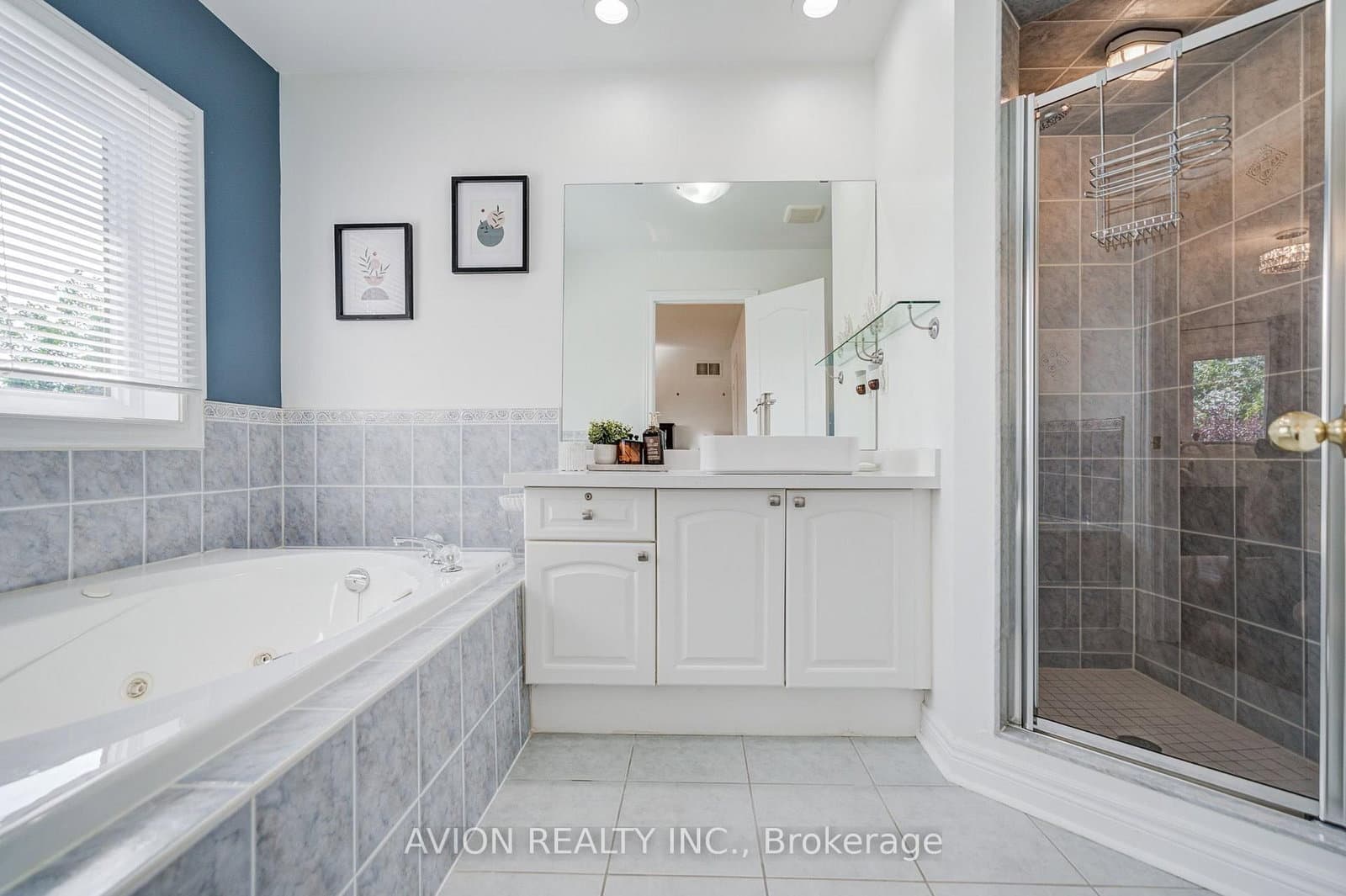 83 Stonebridge Boulevard thumbnail 25