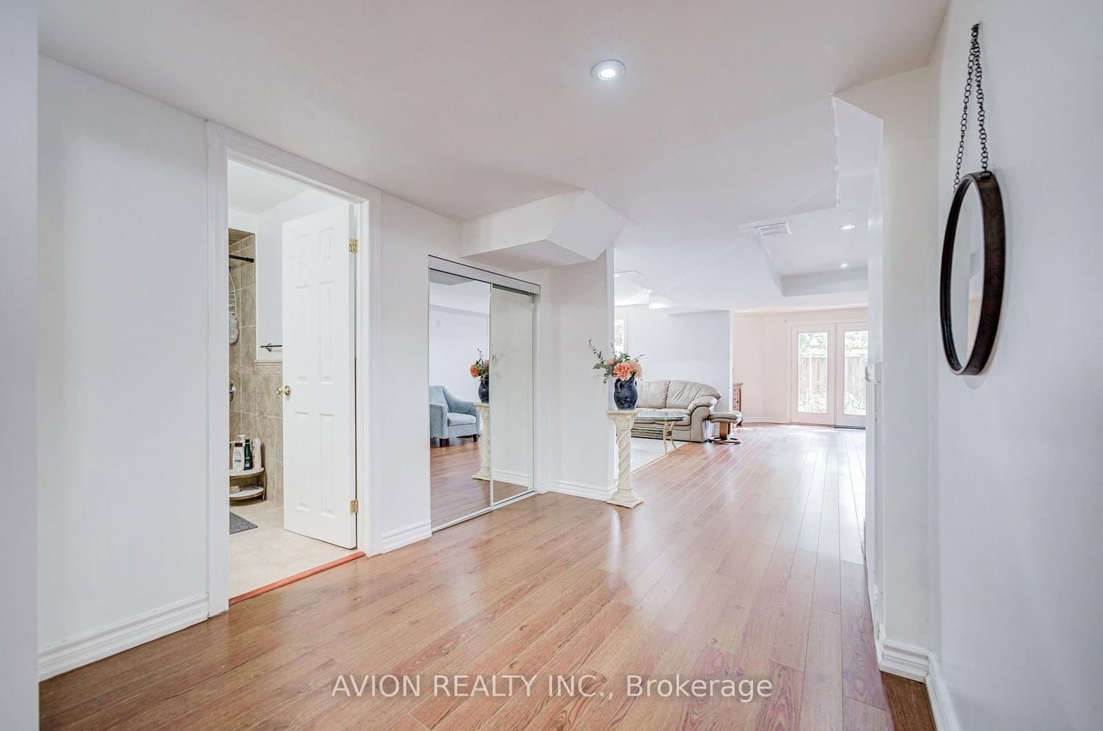 83 Stonebridge Boulevard thumbnail 36