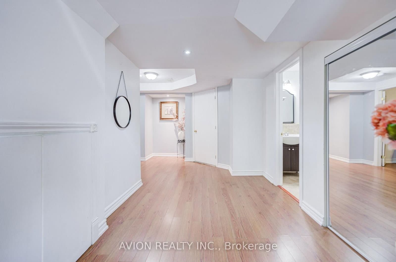 83 Stonebridge Boulevard thumbnail 37