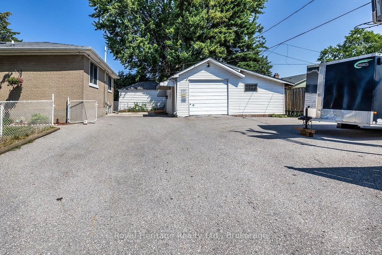 42 Thorncroft Crescent thumbnail 10