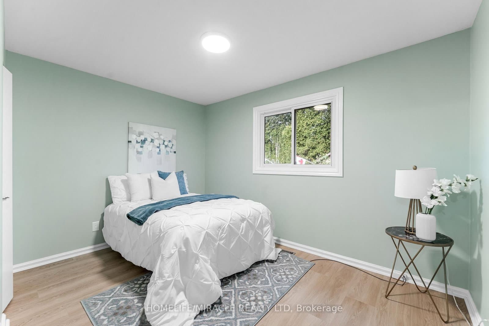 203 Centennial Road thumbnail 18