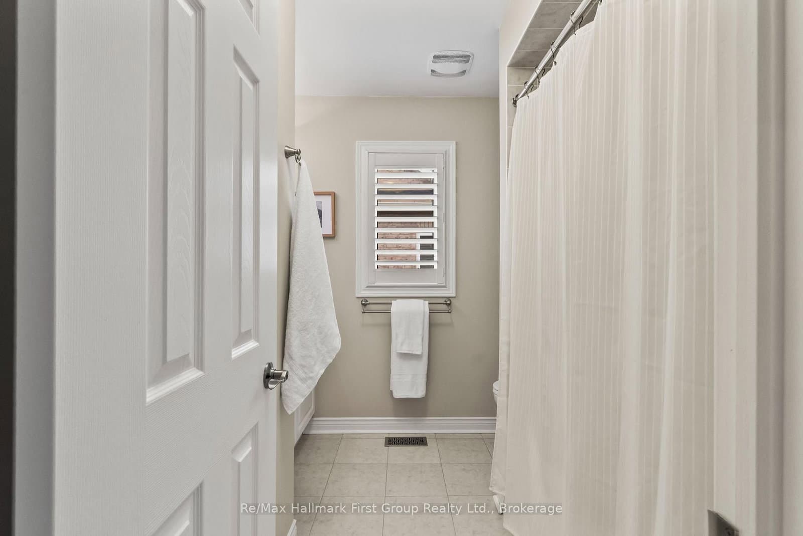 928 Black Cherry Drive thumbnail 38