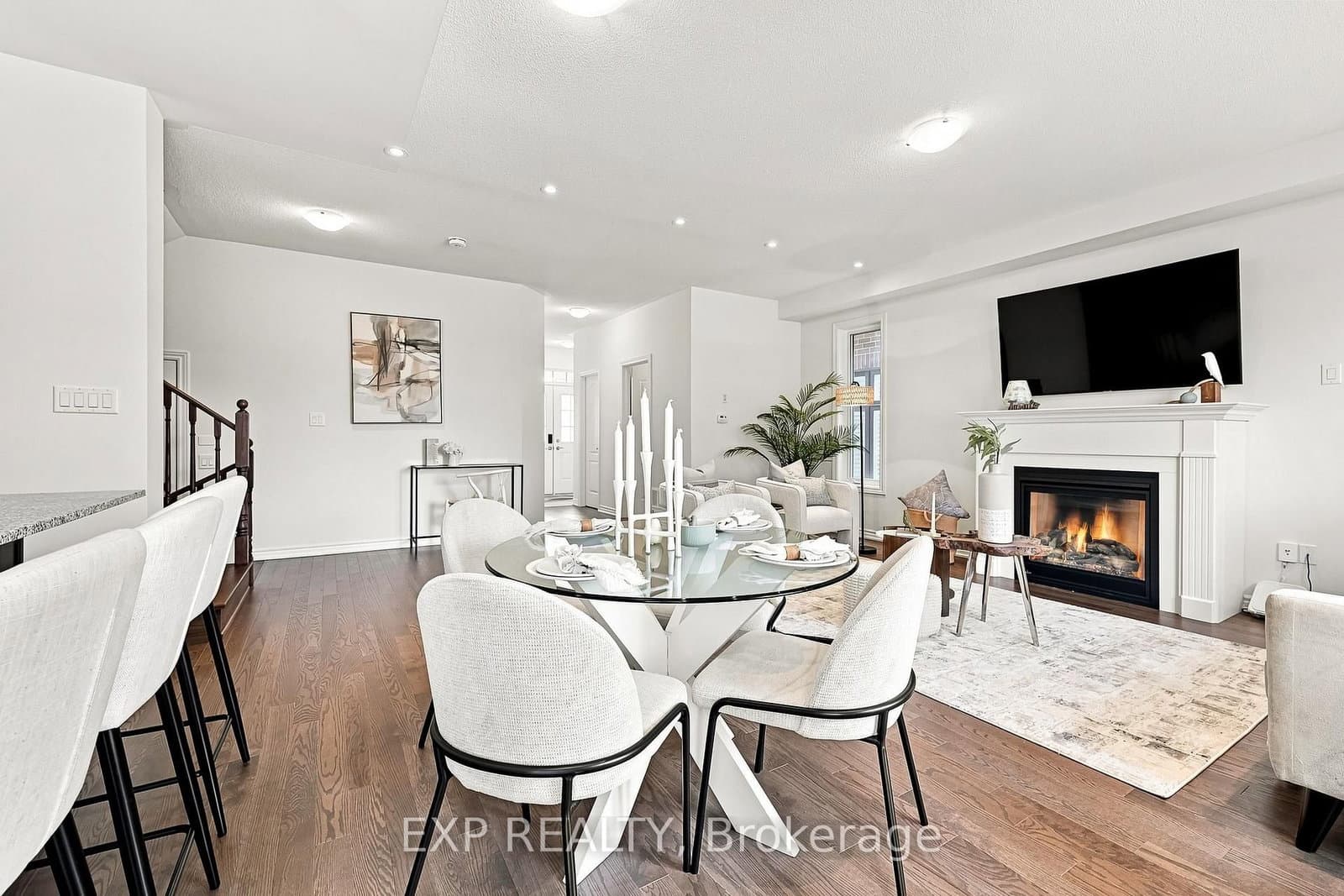 2144 Hallandale Street thumbnail 12
