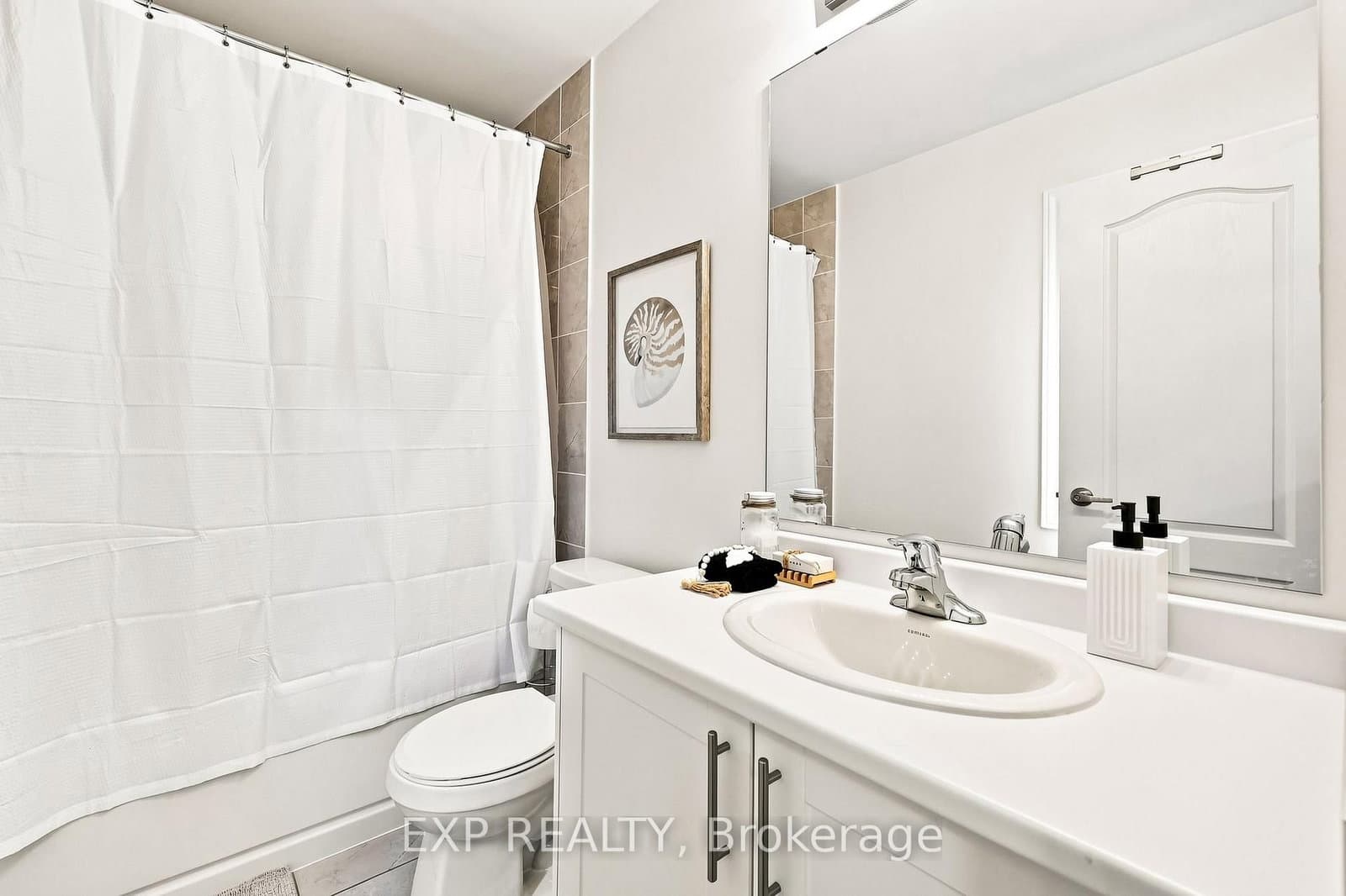 2144 Hallandale Street thumbnail 33