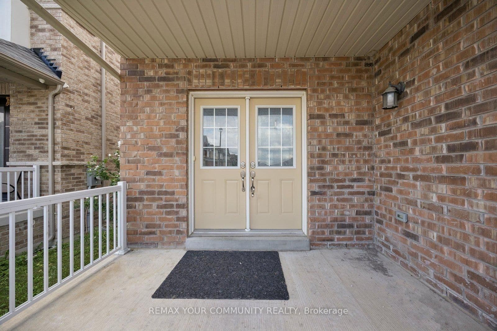 905 Greenhill Avenue thumbnail 2