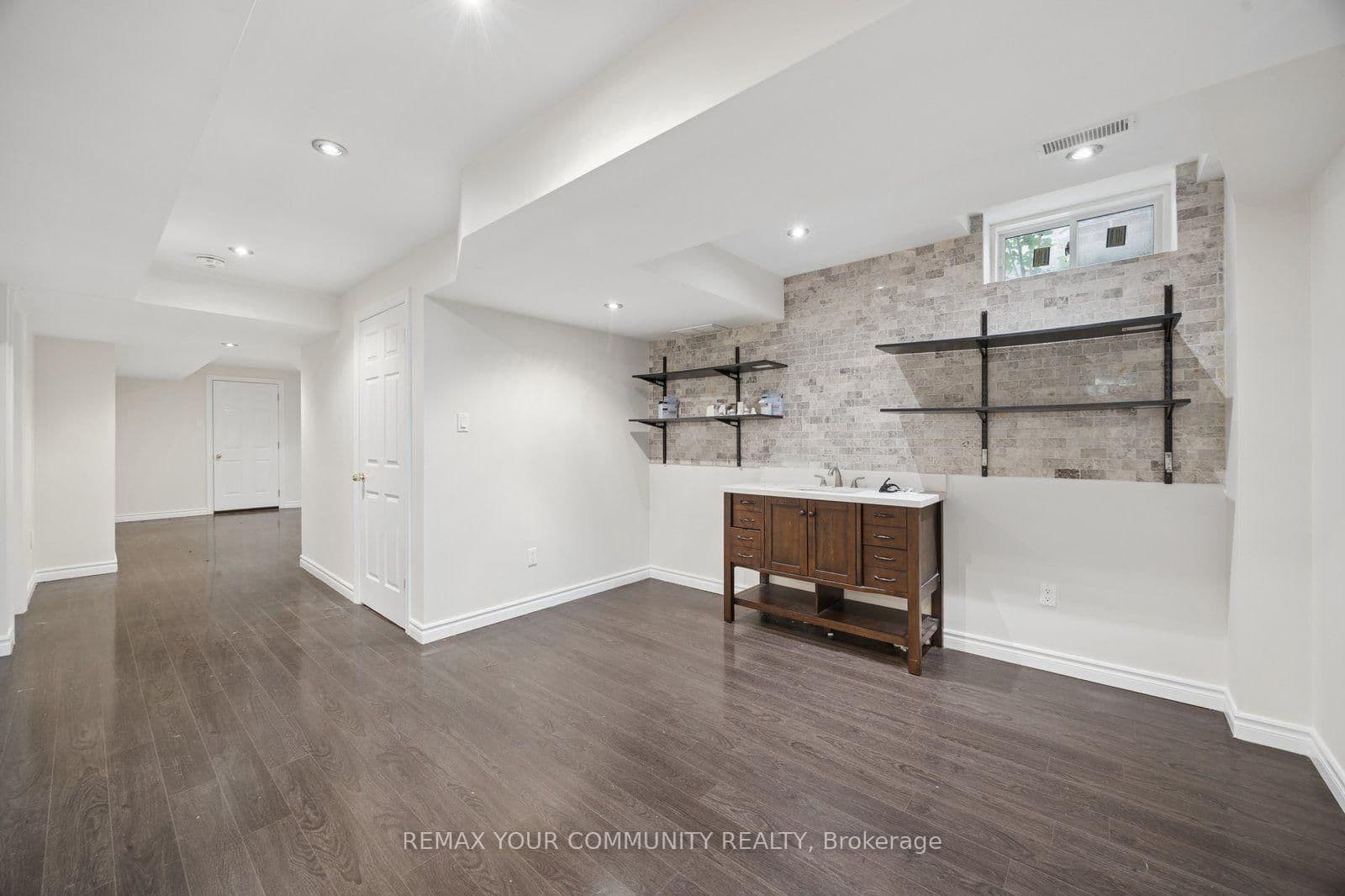 905 Greenhill Avenue thumbnail 22