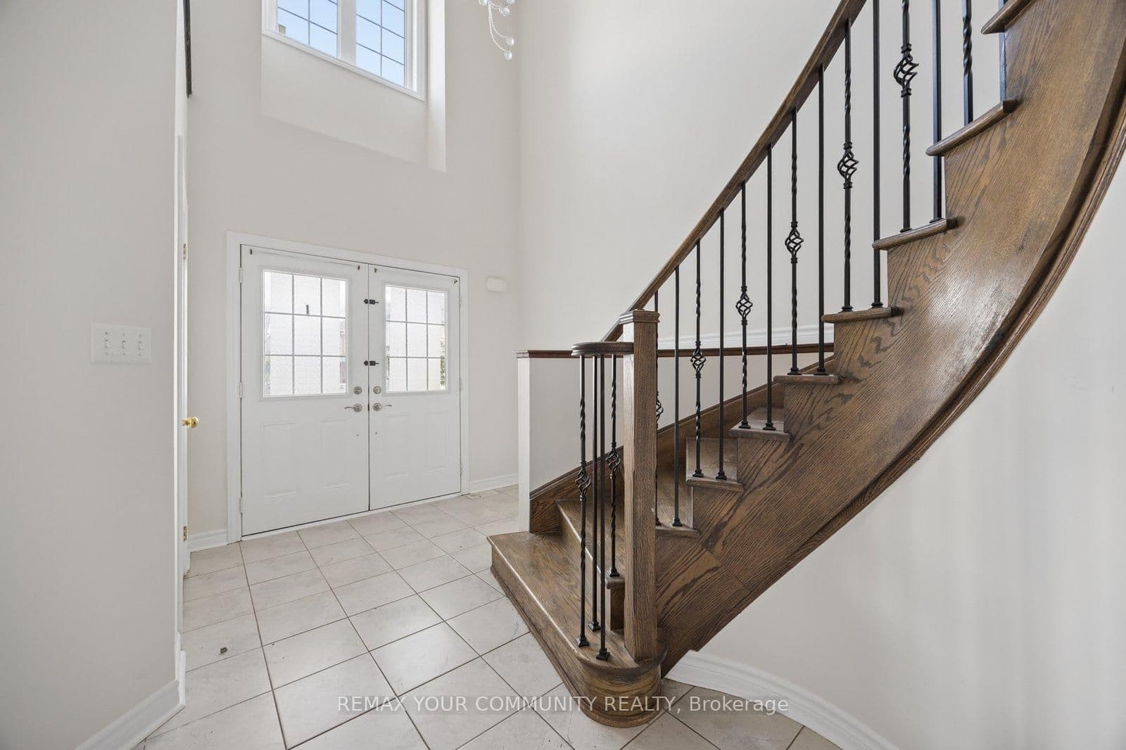905 Greenhill Avenue thumbnail 3