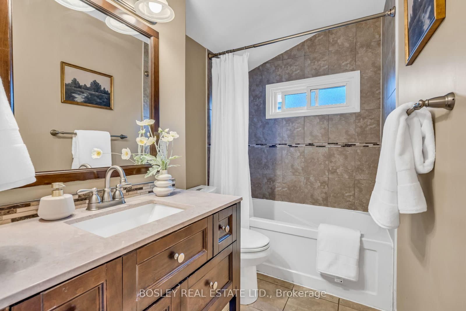 858 Modlin Road thumbnail 28